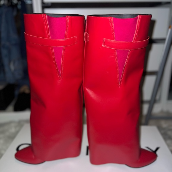 Authentic Givenchy Red Shark Lock Boots - Picture 3 of 5